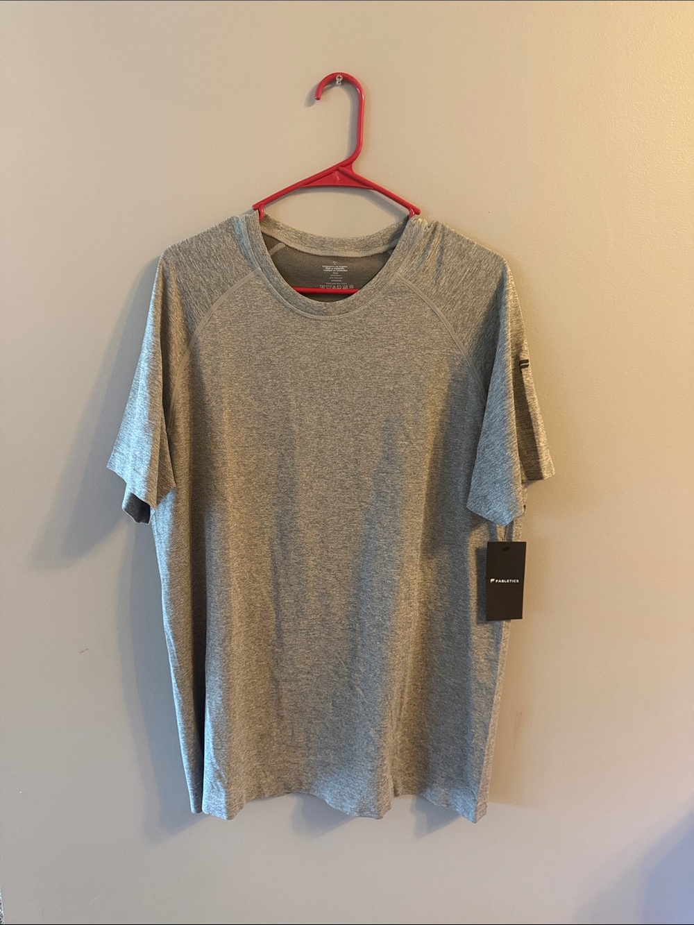 Fabletics Men’s Performance Heather Gray Short-Sleeve Shirt